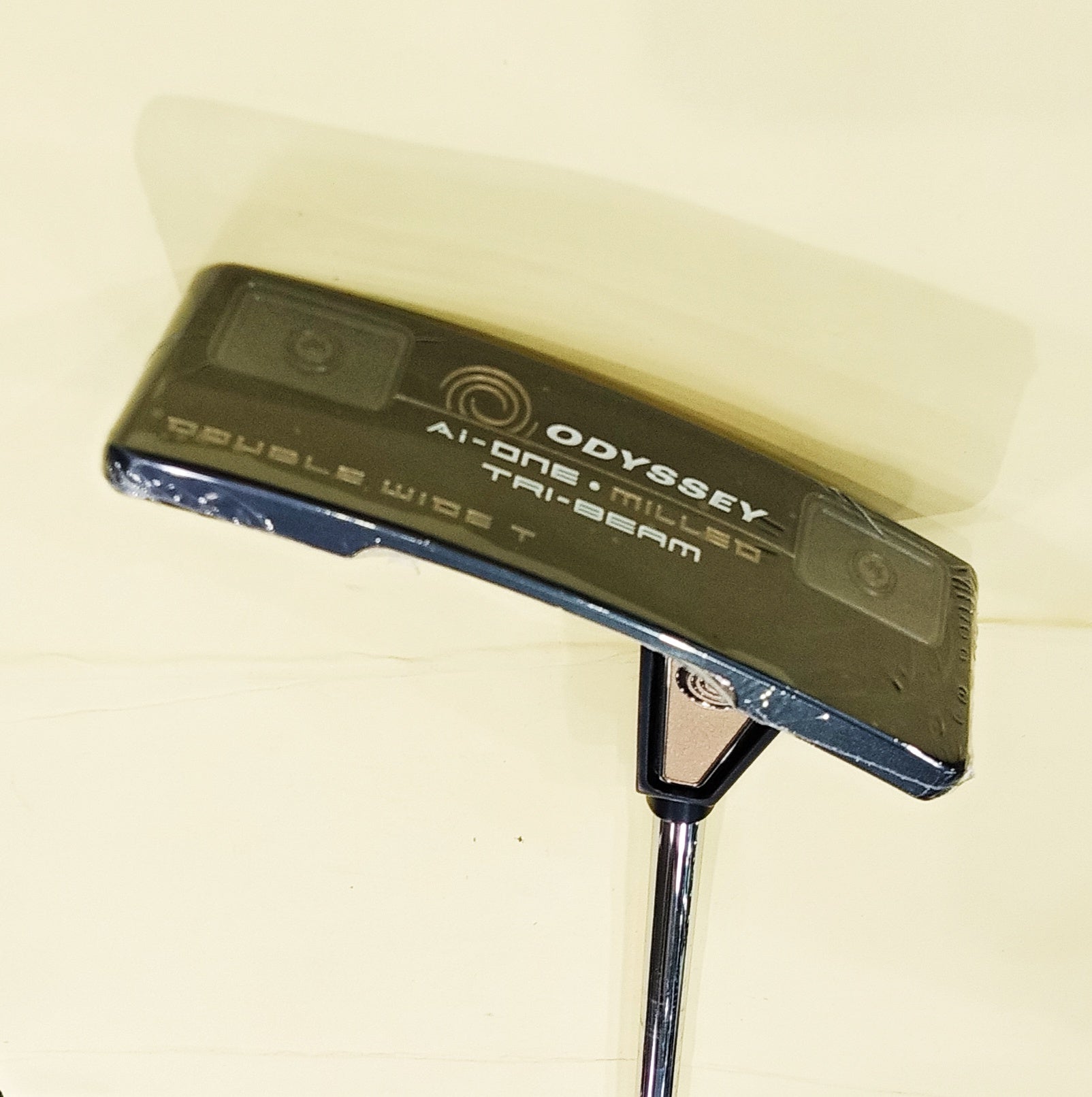 Ai-ONE MILLED TRI-BEAM ONE Tパター | Odyssey Putters