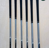 DRIVER : FLEX R PHYZ PZ-503W  DR(2013)10.5/ WOODS: 5W(2014) PHYZ PZ-504F FLEX R 5/19° /  U5(2014) PHYZ PZ-504U FLEX R 5/25° / IRONS  6~P.A