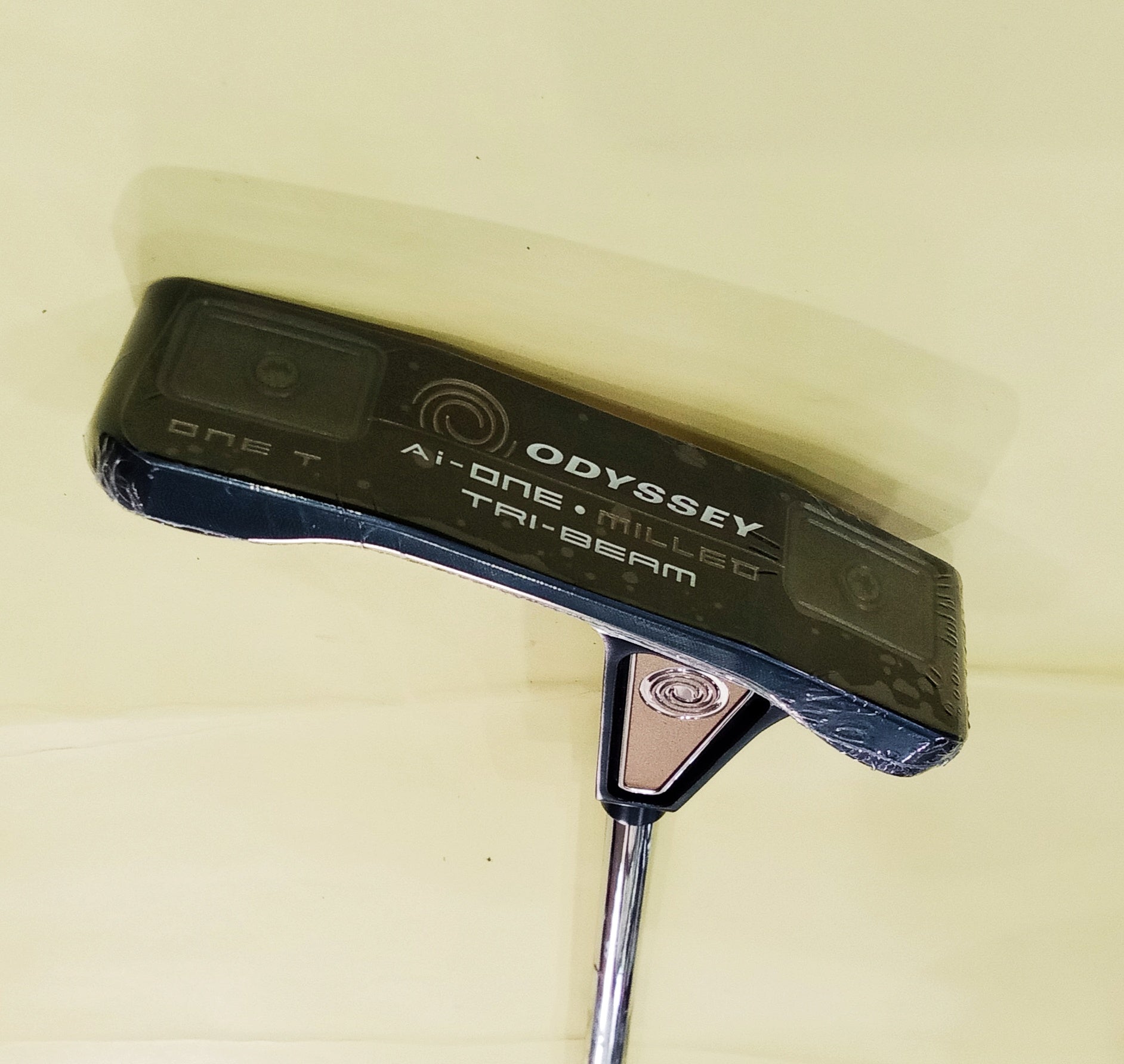 クラブ ODYSSEY Ai-ONE MILLED TRI-BEAM SIX T CS Odyssey Ai-One Milled Six T Putter
